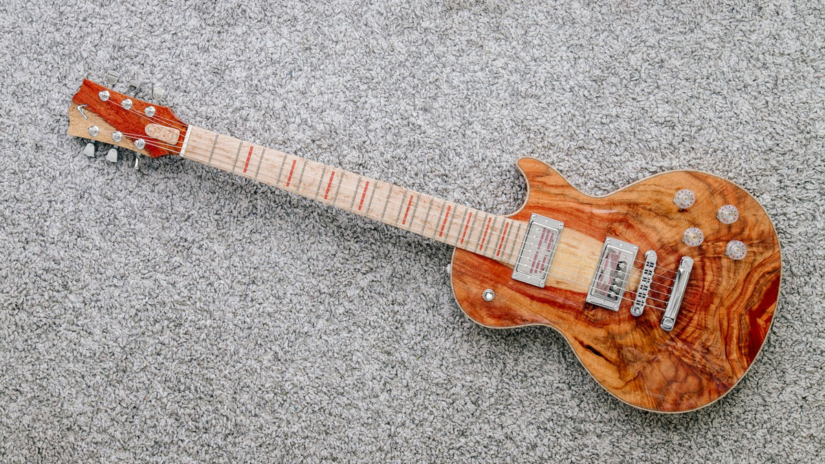 Ibanez Artcore AS73 (illustrative photo, detail)