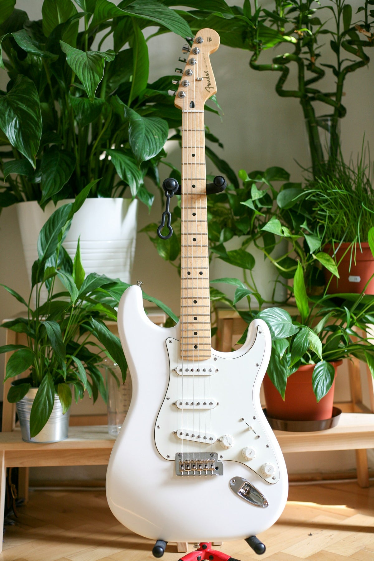 Yamaha Pacifica 612 (illustrative photo)